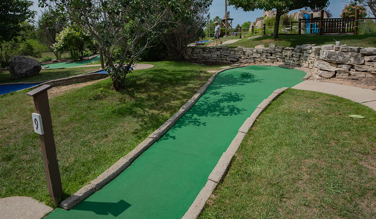 mini-golf-photo